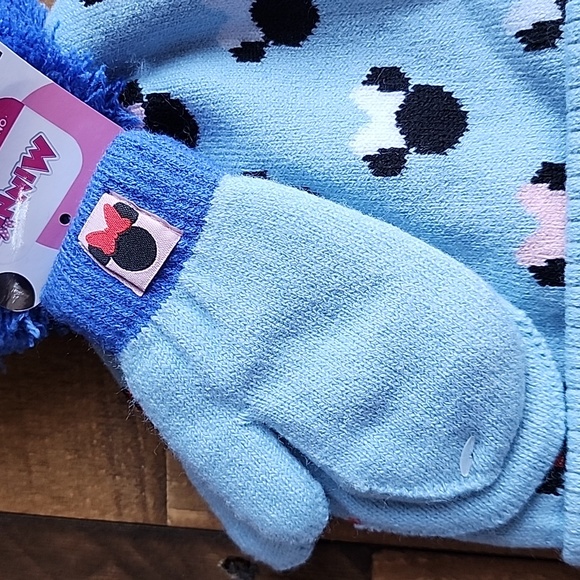 Minnie Mouse Licensed Toddler Knit Beanie Hat & Mitten Set - Picture 2 of 10